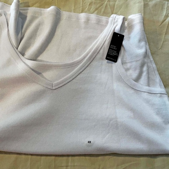 NEW PHOTOS! TANK TOP, 2-WAY VEE NECK/SCOOP NECK, WHITE, SIZE 4X, ADDITION ELLE, - Picture 10 of 10